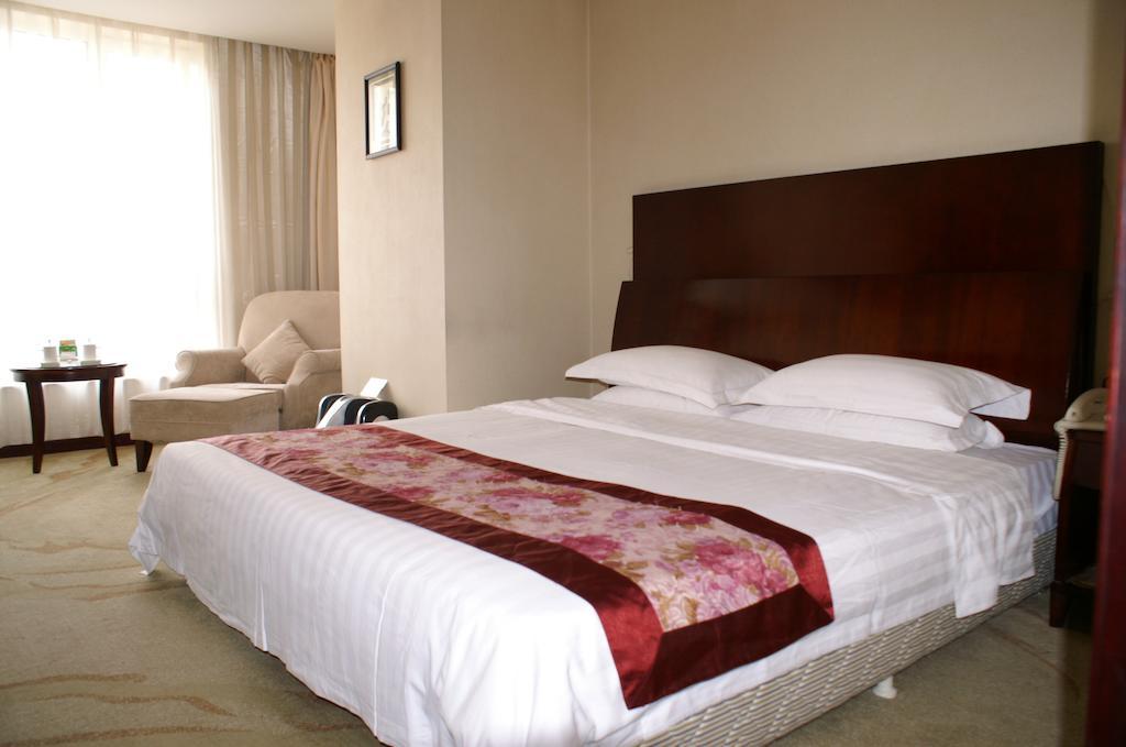 Weigela Park Hotel Dalian Quarto foto